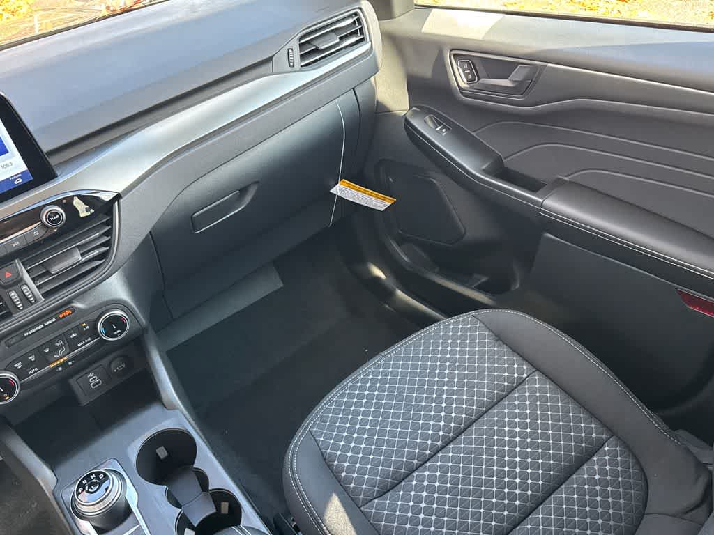 Thumbnail: 2026 Ford Escape - 21