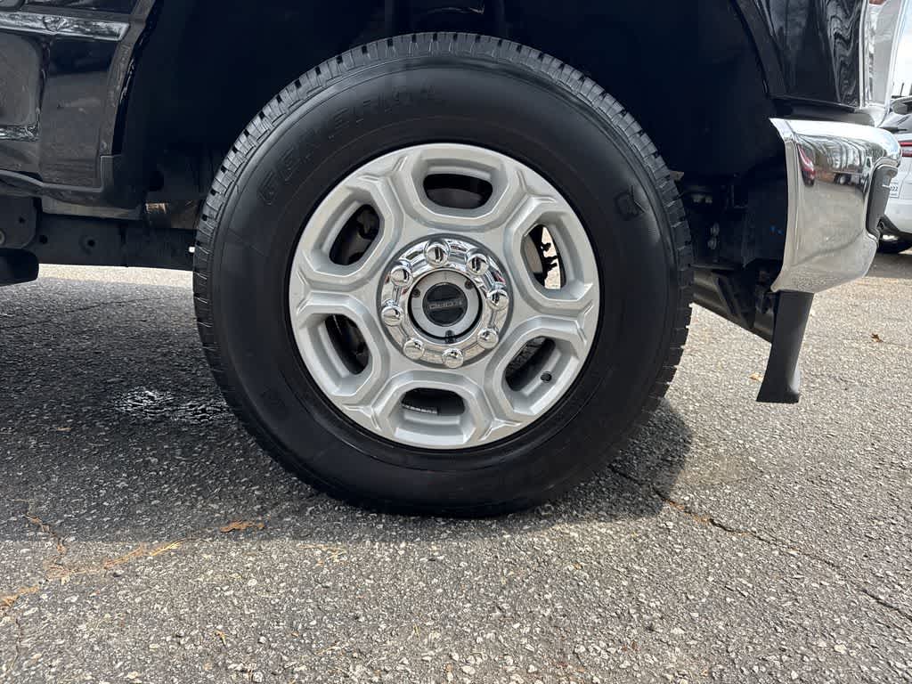 Thumbnail: 2025 Ford Econoline - 25