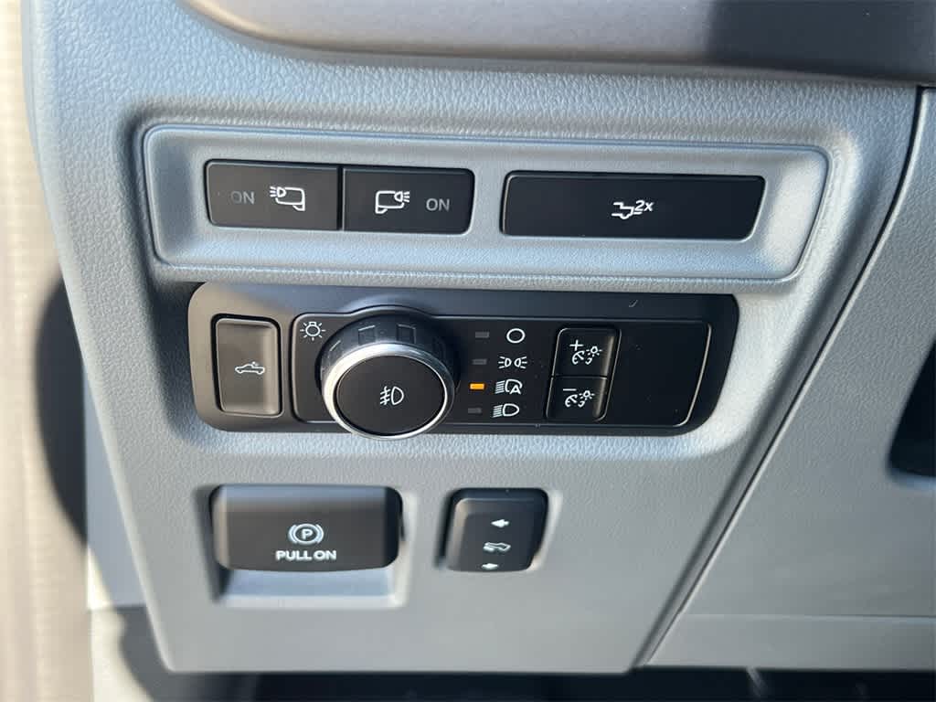 2024 Ford F-150 XLT 24
