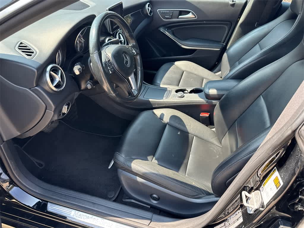 Thumbnail: 2014 Mercedes-Benz CLA - 10