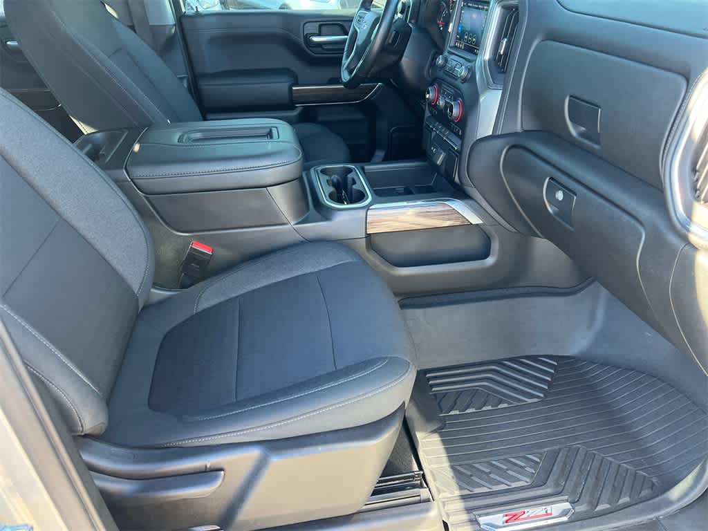 Thumbnail: 2021 Chevrolet Silverado 1500 - 14