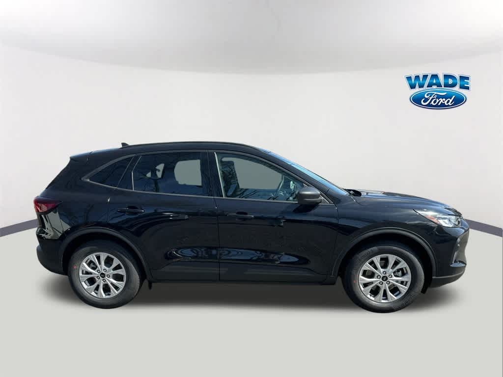 Thumbnail: 2025 Ford Escape - 4