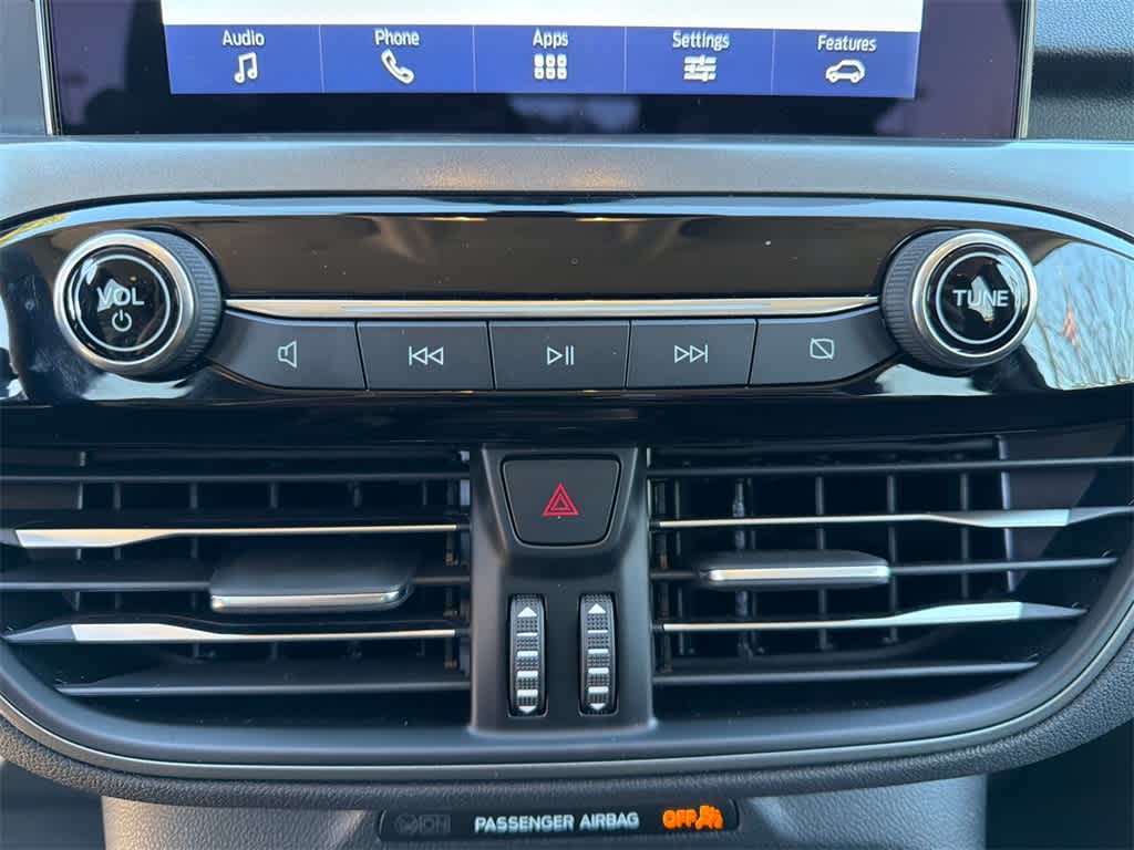 Thumbnail: 2023 Ford Escape - 29