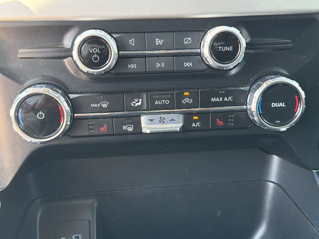 Thumbnail: 2023 Ford F-150 - 28