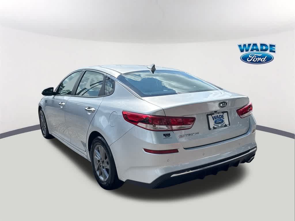 Thumbnail: 2020 Kia Optima - 7