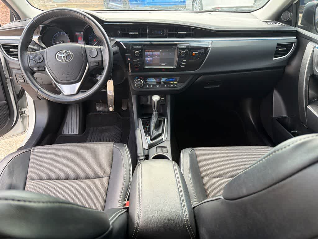 Thumbnail: 2016 Toyota Corolla - 17