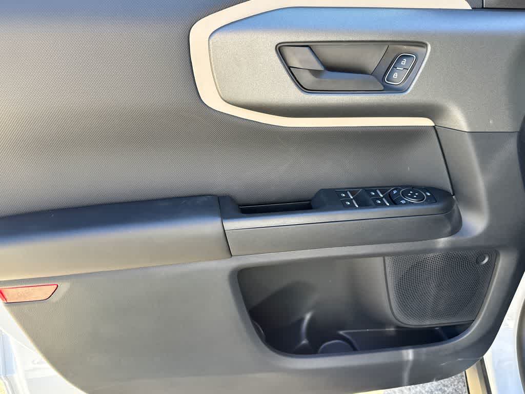 Thumbnail: 2025 Ford Bronco Sport - 11