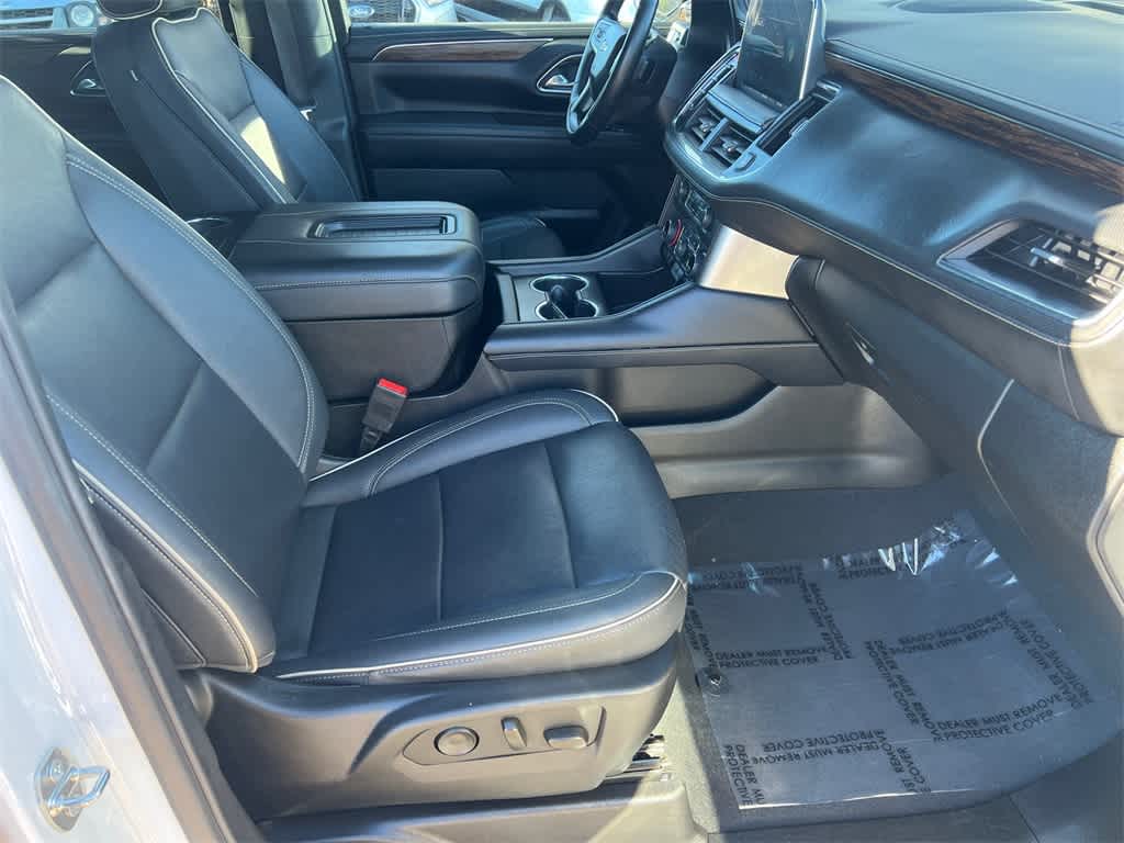 Thumbnail: 2023 Chevrolet Suburban - 12