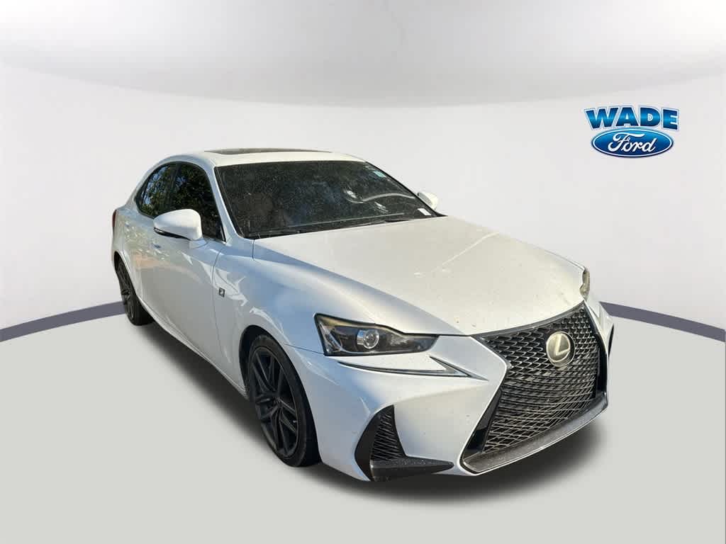 Thumbnail: 2017 Lexus IS - 3
