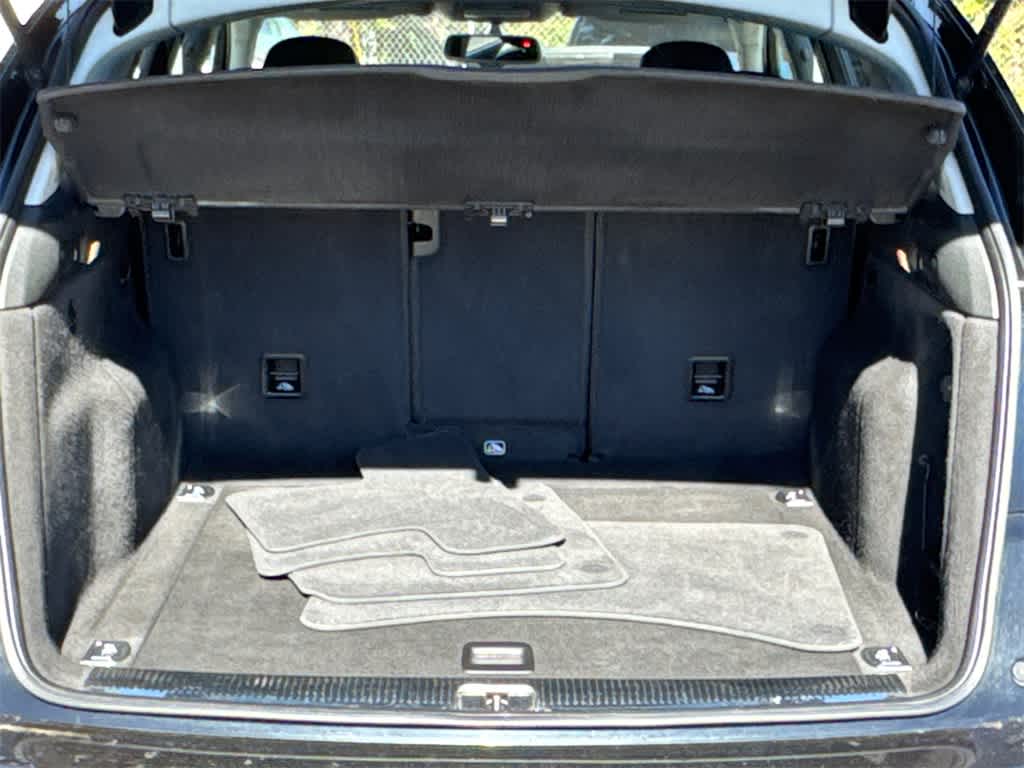 Thumbnail: 2016 Audi Q5 - 16