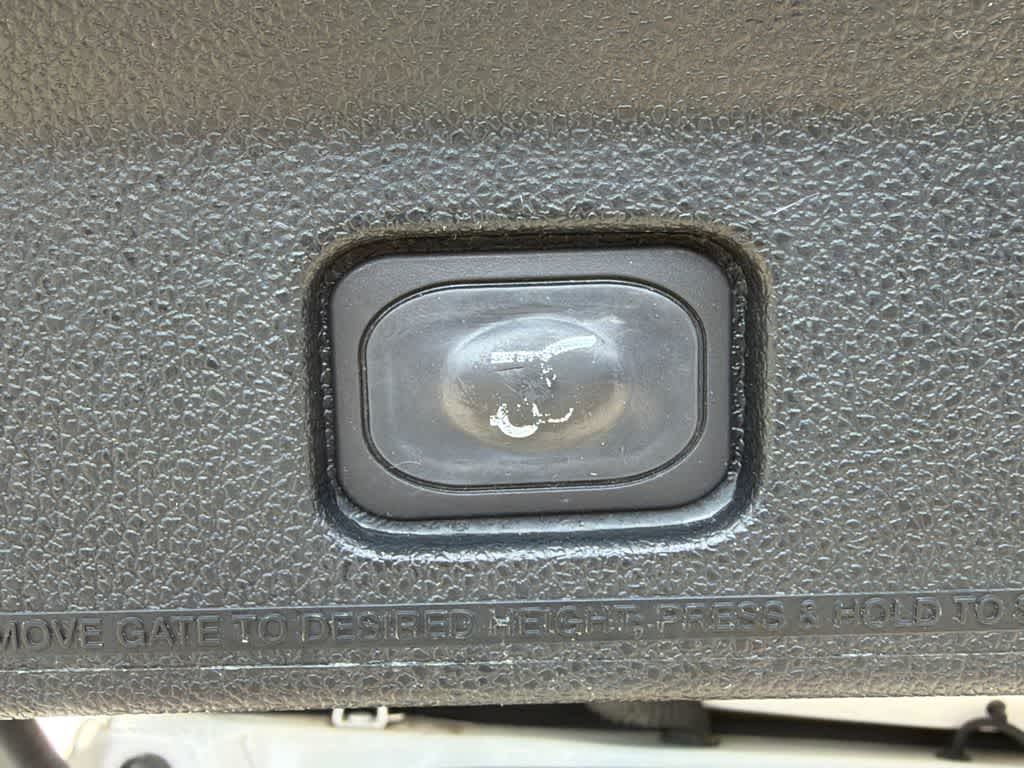 Thumbnail: 2019 Ford Explorer - 17