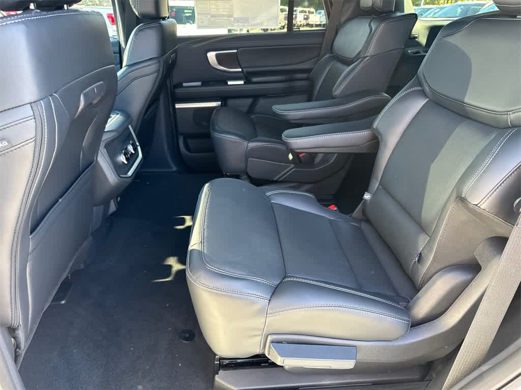 Thumbnail: 2025 Ford Expedition - 18