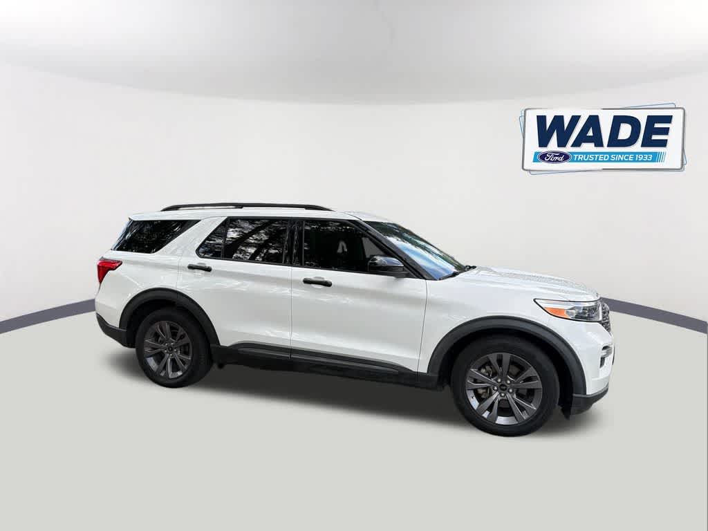 Thumbnail: 2022 Ford Explorer - 4