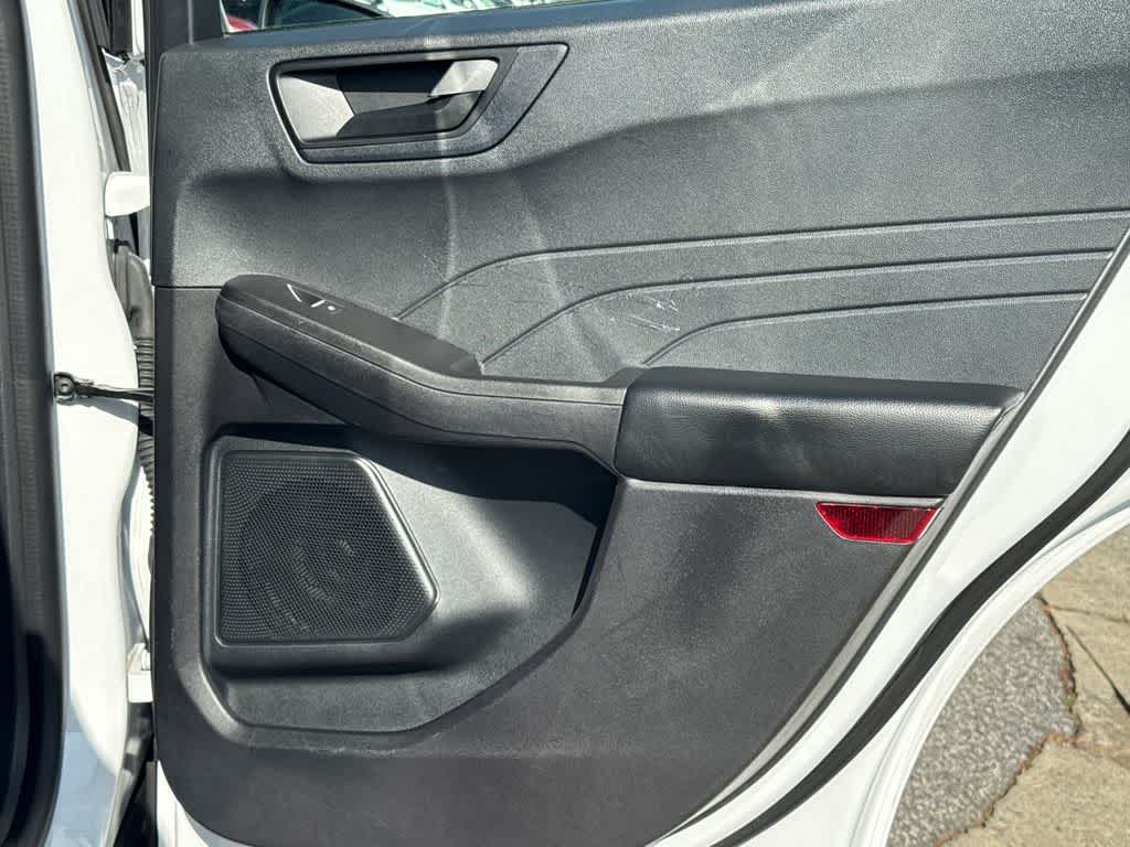 Thumbnail: 2021 Ford Escape - 15