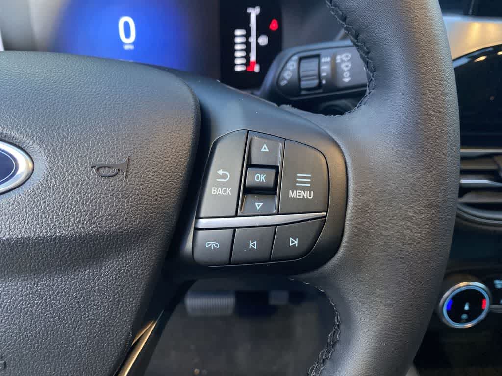 Thumbnail: 2023 Ford Escape - 21