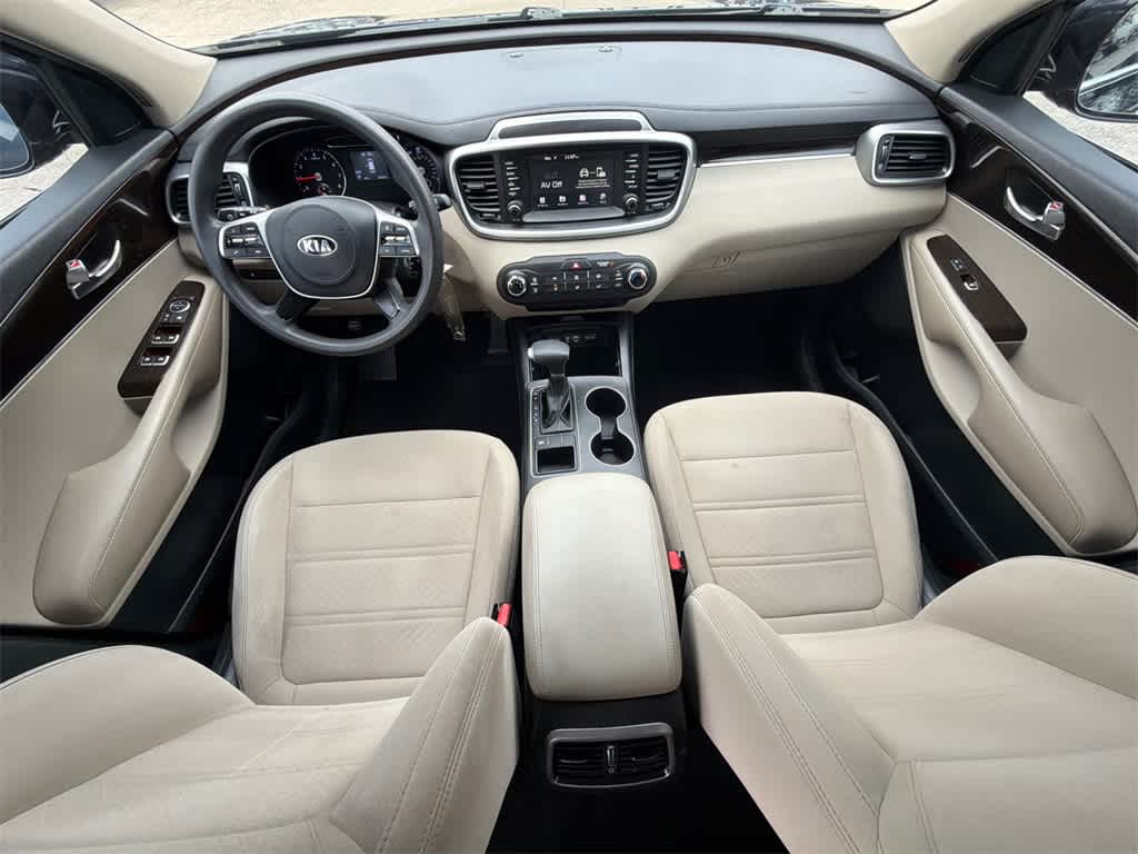 Thumbnail: 2020 Kia Sorento - 18