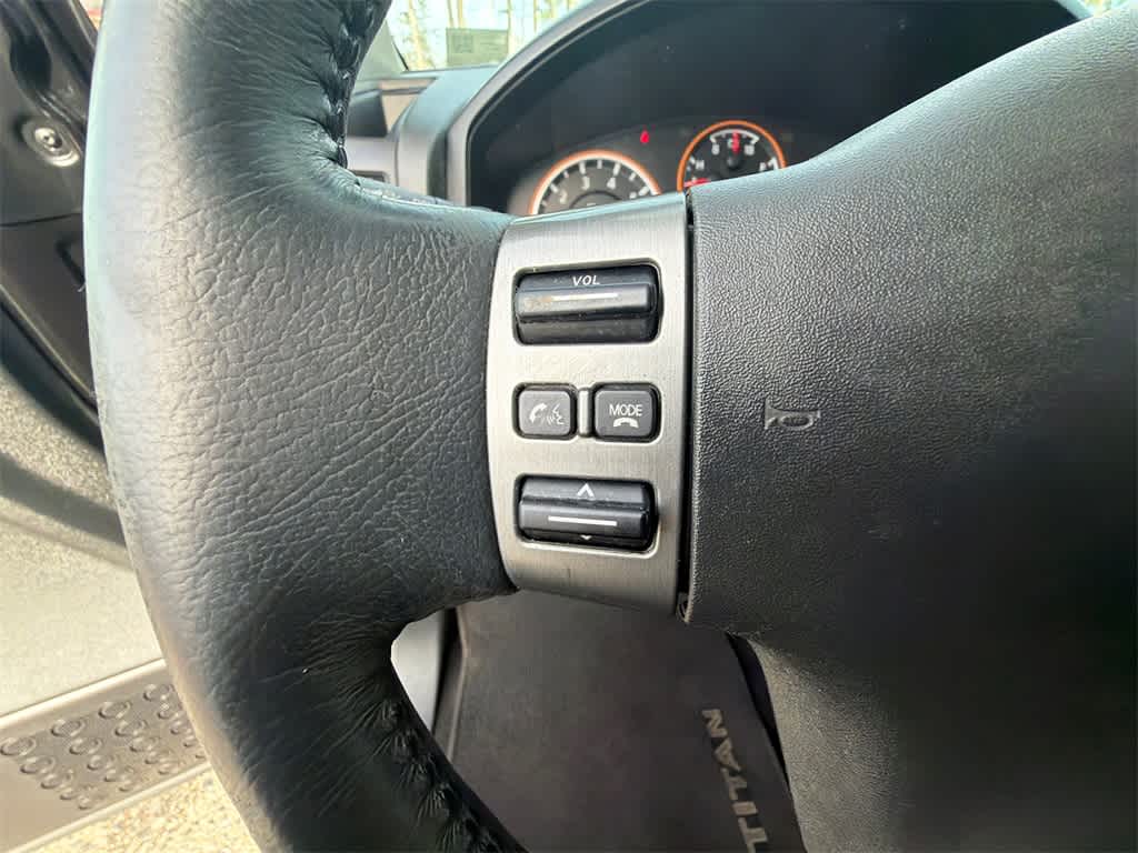 Thumbnail: 2012 Nissan Titan - 22