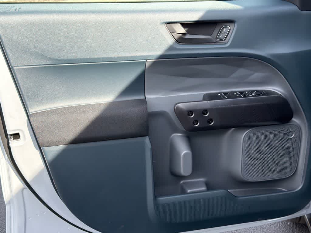 Thumbnail: 2026 Ford Maverick - 11