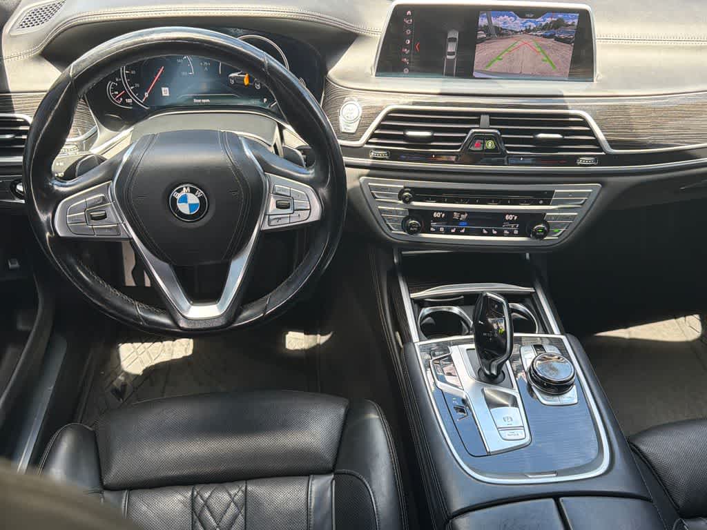 Thumbnail: 2019 BMW 7 Series - 21
