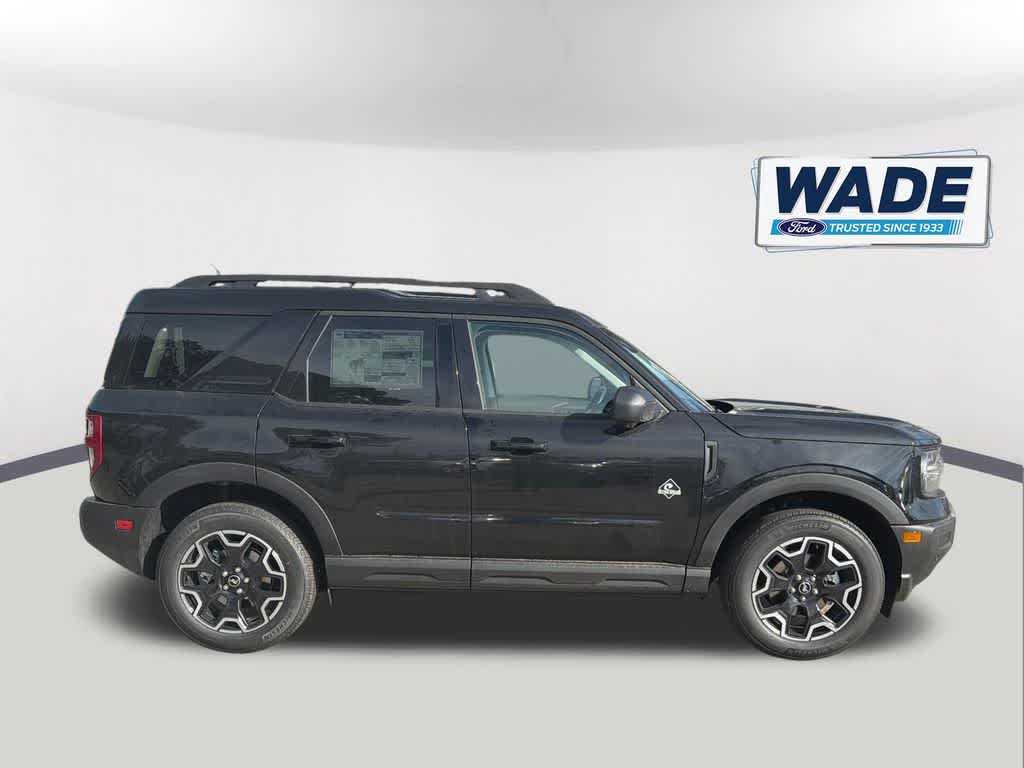 Thumbnail: 2025 Ford Bronco Sport - 4
