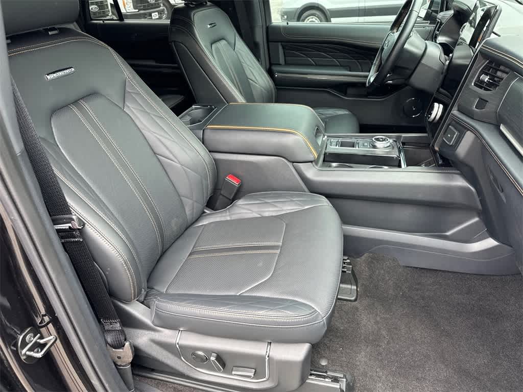 Thumbnail: 2023 Ford Expedition - 12