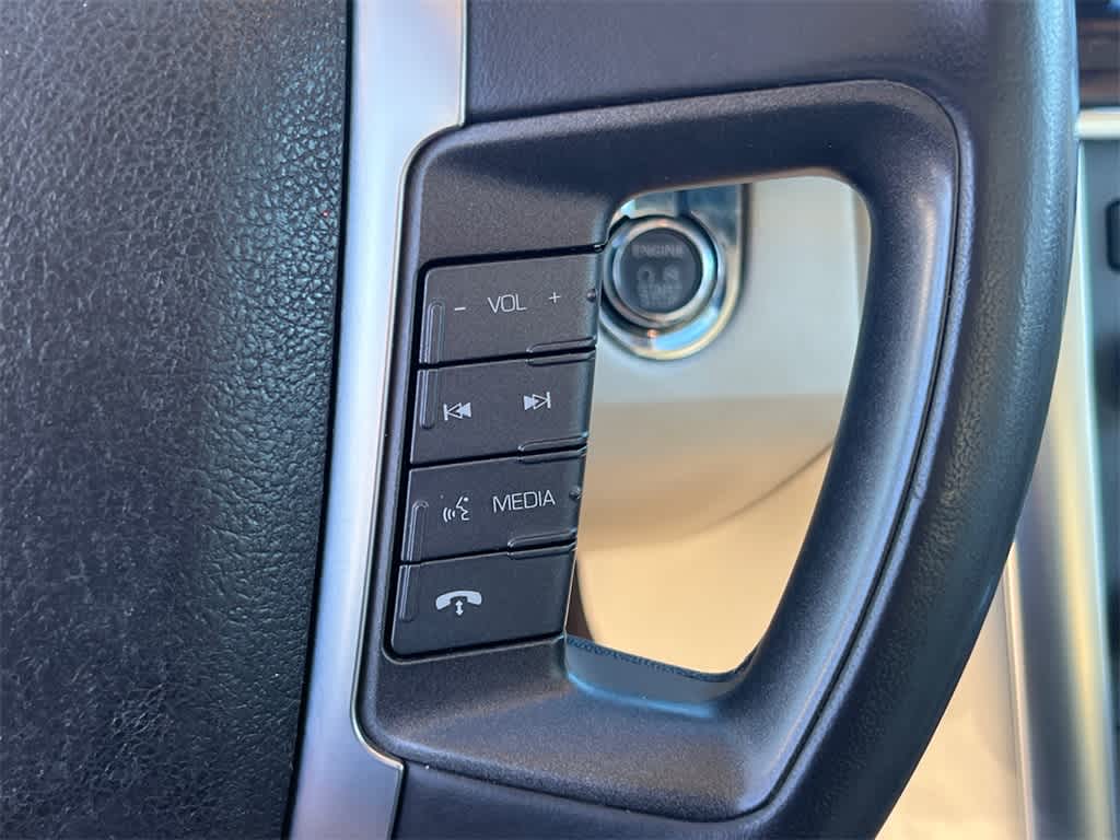 Thumbnail: 2010 Lincoln MKS - 23