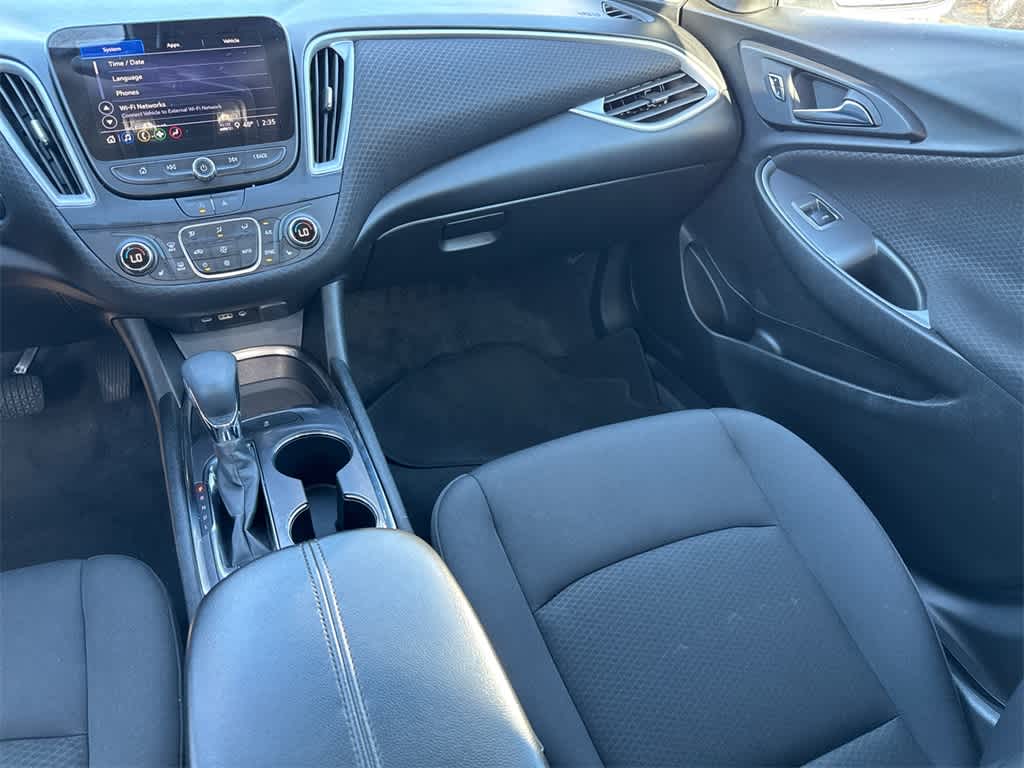 Thumbnail: 2023 Chevrolet Malibu - 20