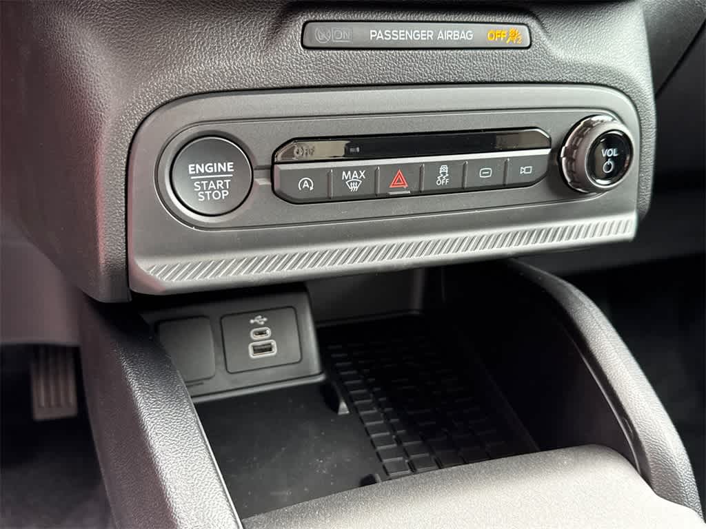 Thumbnail: 2025 Ford Bronco Sport - 26