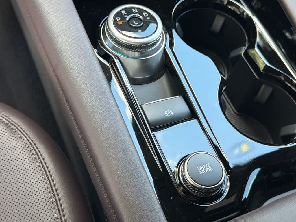 Thumbnail: 2026 Ford Explorer - 32