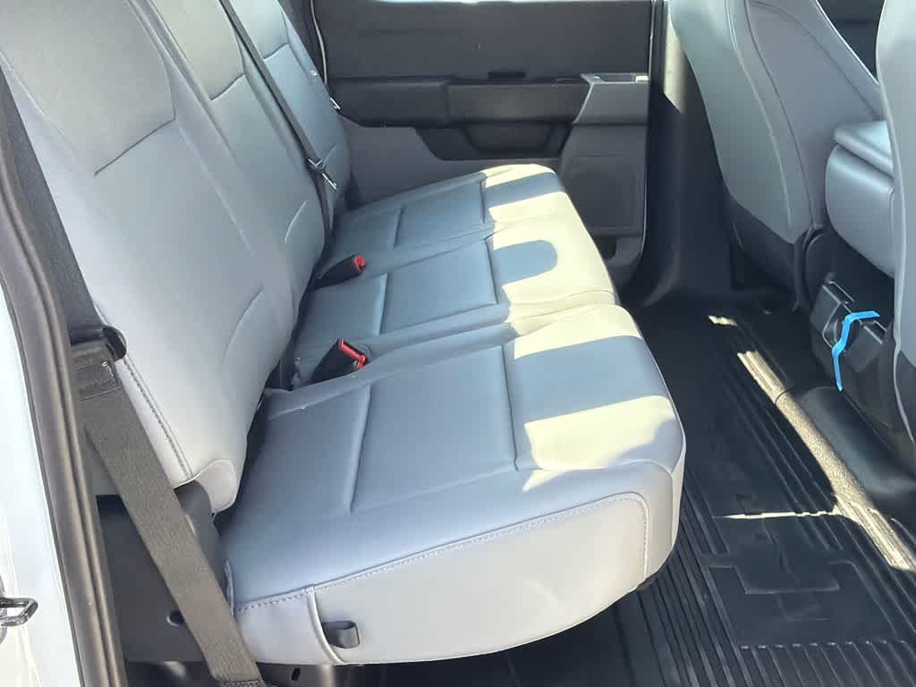 Thumbnail: 2025 Ford F-350 - 14