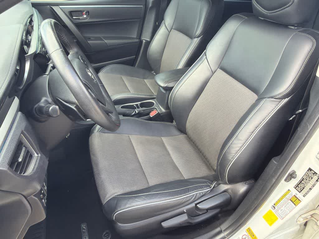 Thumbnail: 2016 Toyota Corolla - 10