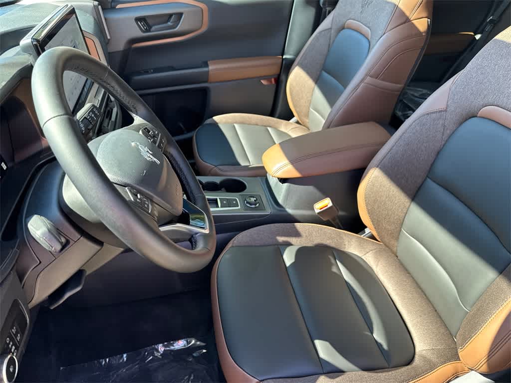 Thumbnail: 2025 Ford Bronco Sport - 12