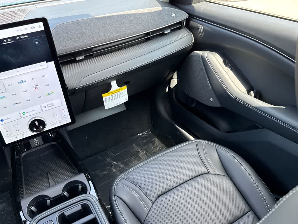 Thumbnail: 2025 Ford Mustang Mach-E - 21