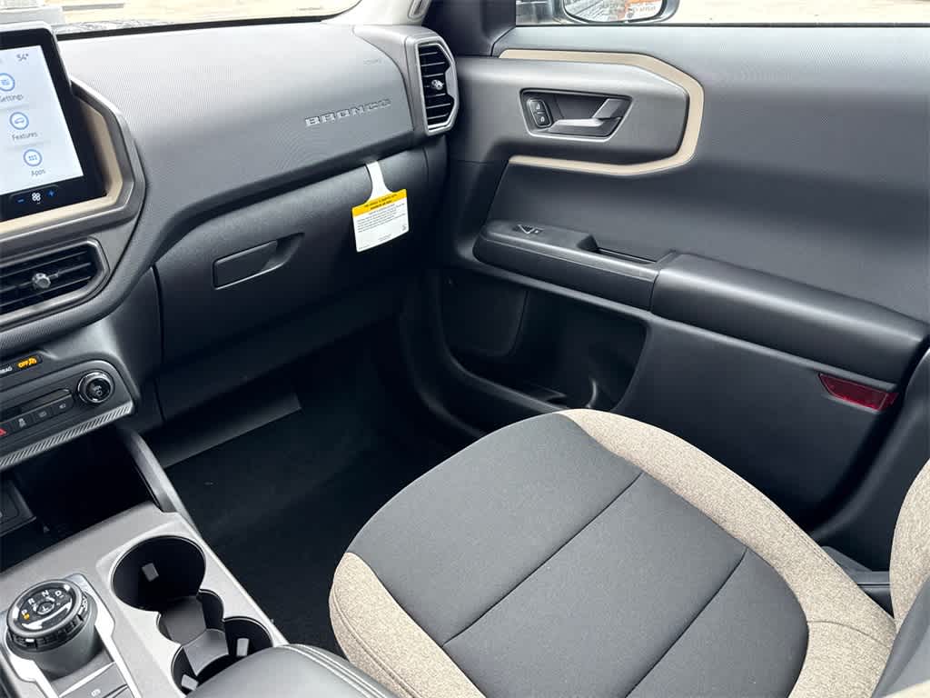 Thumbnail: 2025 Ford Bronco Sport - 19