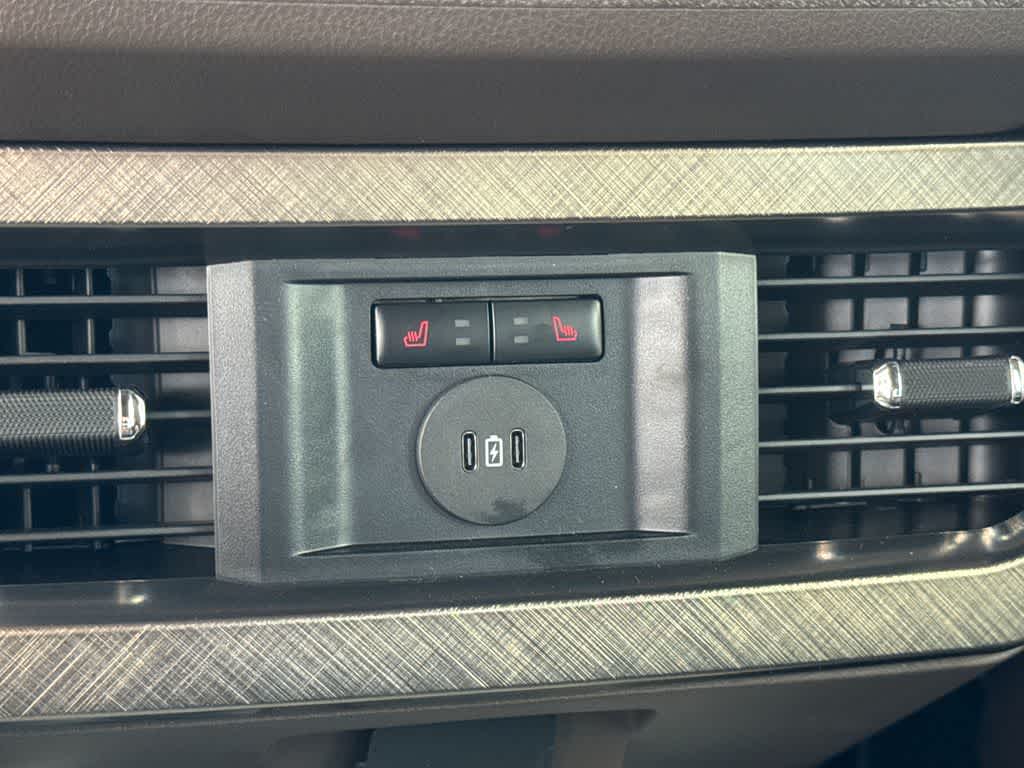 Thumbnail: 2025 Ford F-350 - 18