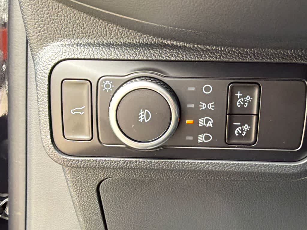 Thumbnail: 2026 Ford Explorer - 33