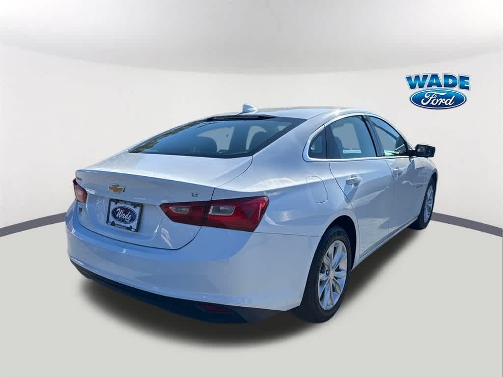 Thumbnail: 2023 Chevrolet Malibu - 5