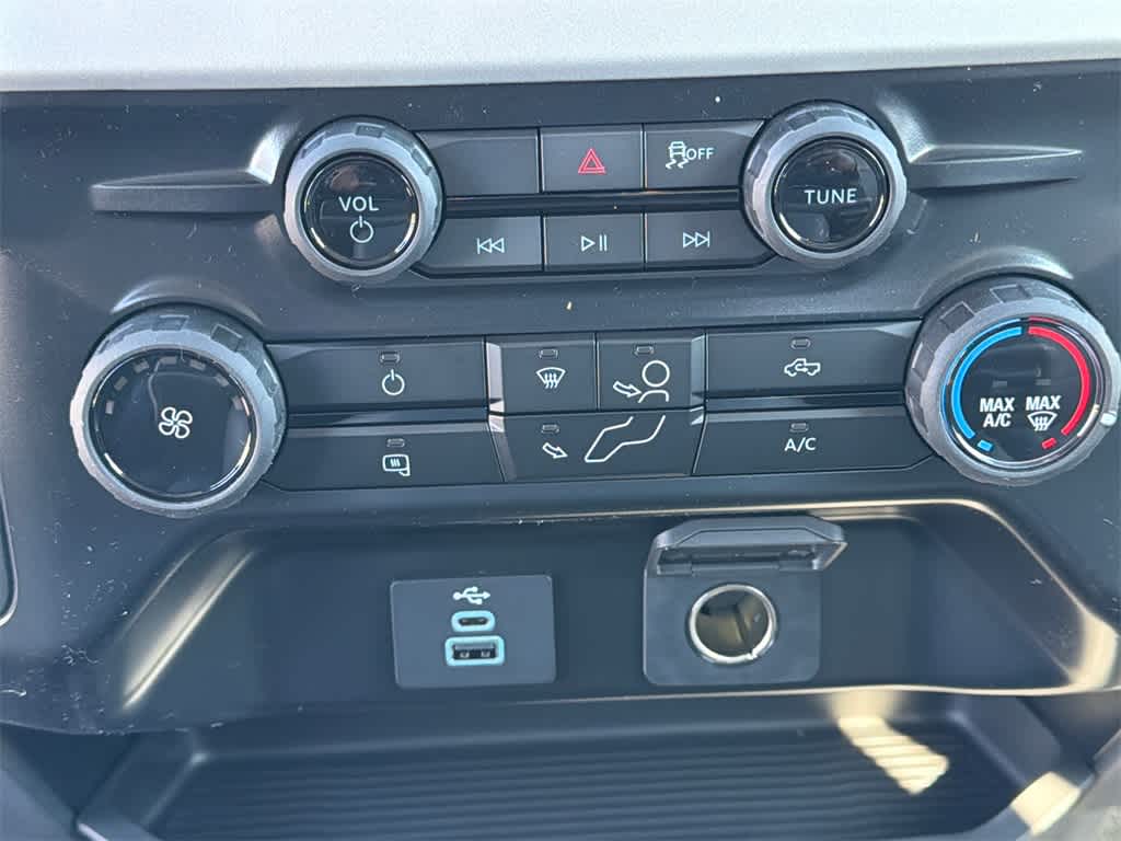 Thumbnail: 2026 Ford F-250 - 28