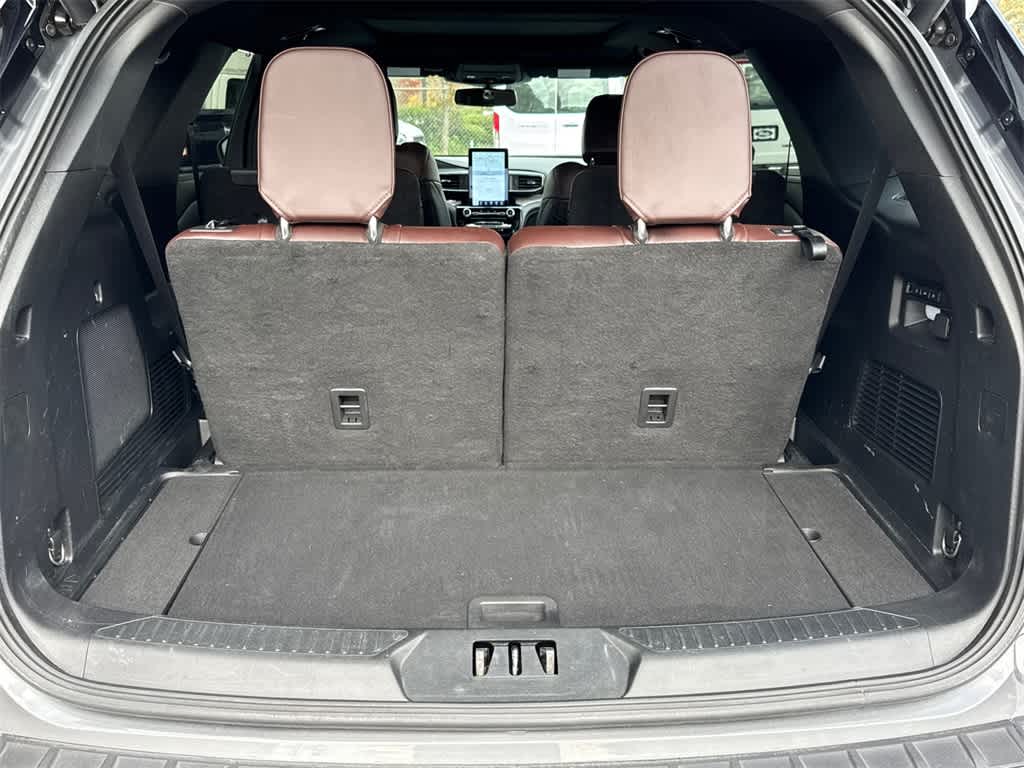 Thumbnail: 2022 Ford Explorer - 16