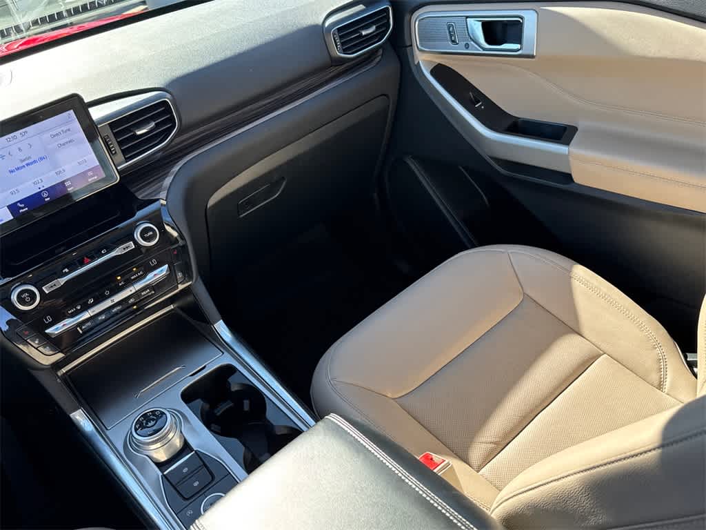 Thumbnail: 2021 Ford Explorer - 15