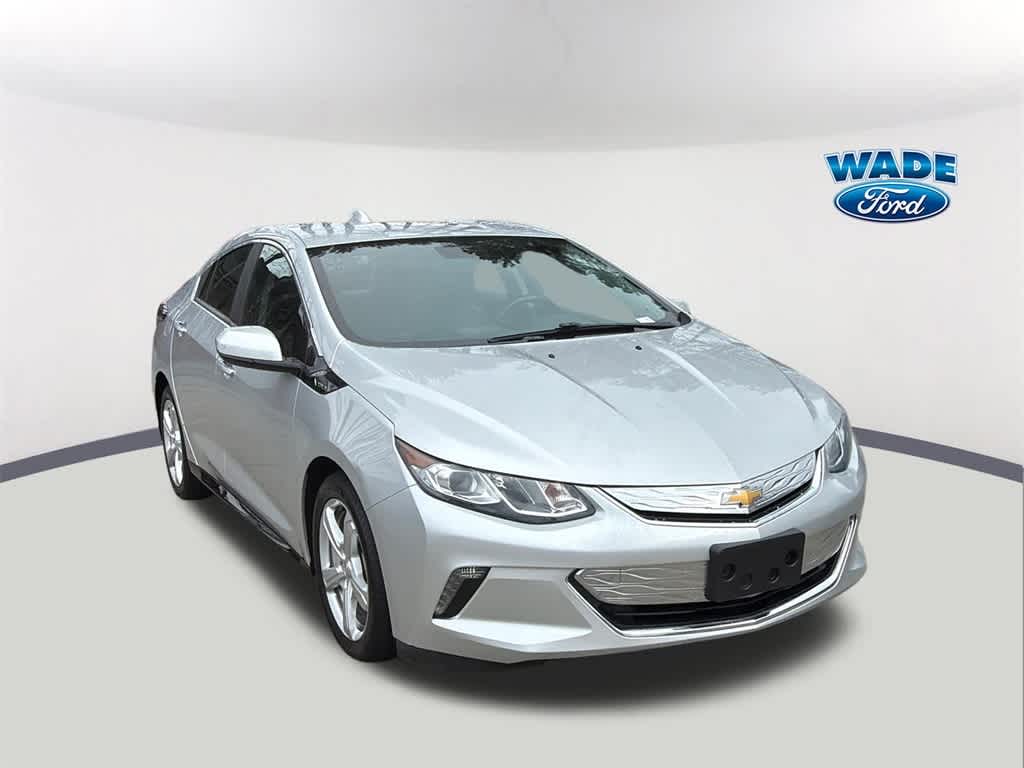 Thumbnail: 2019 Chevrolet Volt - 3