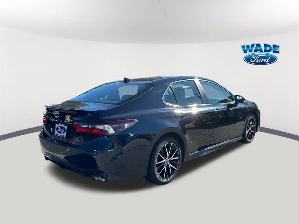 Thumbnail: 2021 Toyota Camry - 5