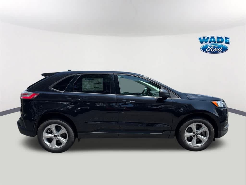Thumbnail: 2024 Ford Edge - 3