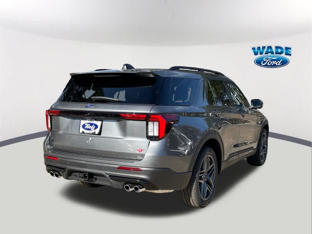 Thumbnail: 2026 Ford Explorer - 5