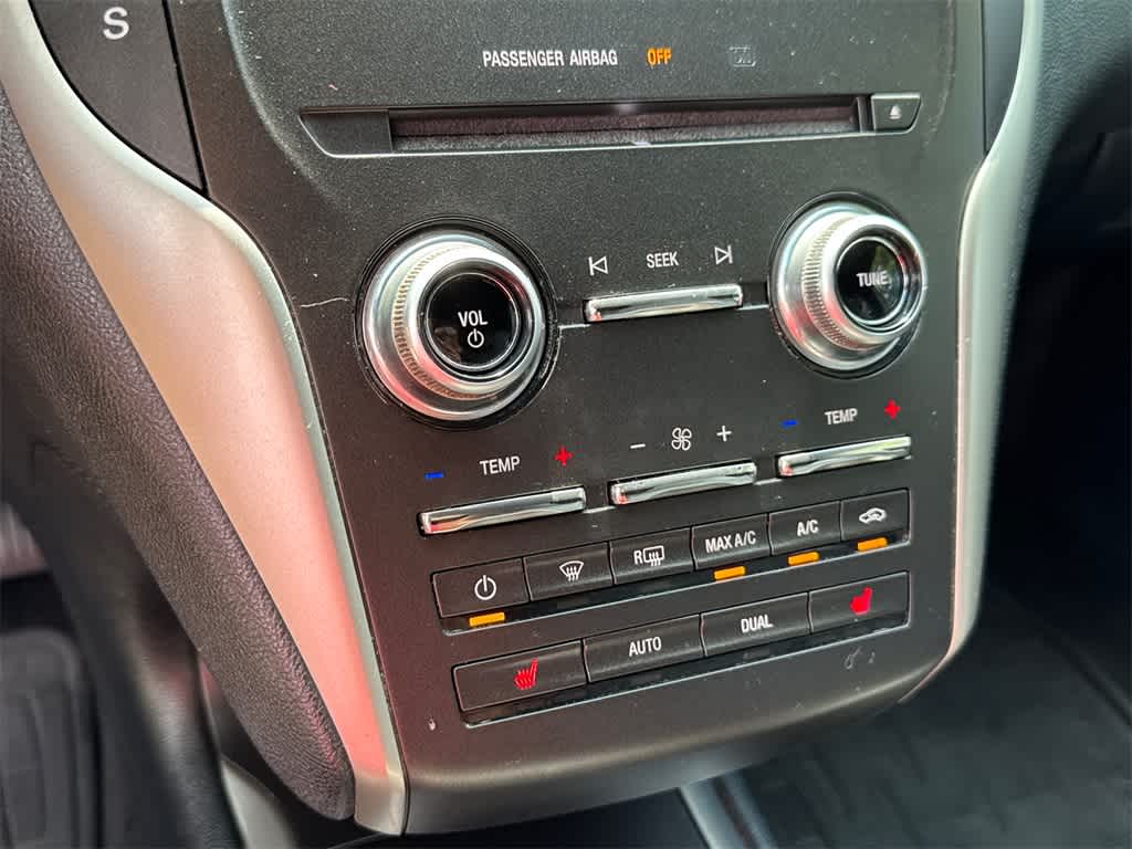 Thumbnail: 2016 Lincoln MKC - 26