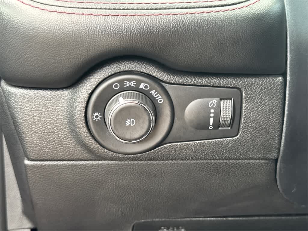 Thumbnail: 2021 Dodge Durango - 33