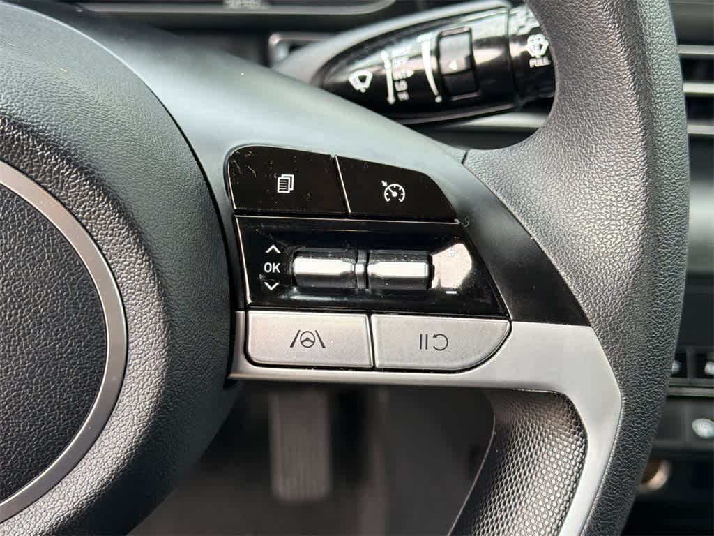 Thumbnail: 2023 Hyundai Elantra - 23