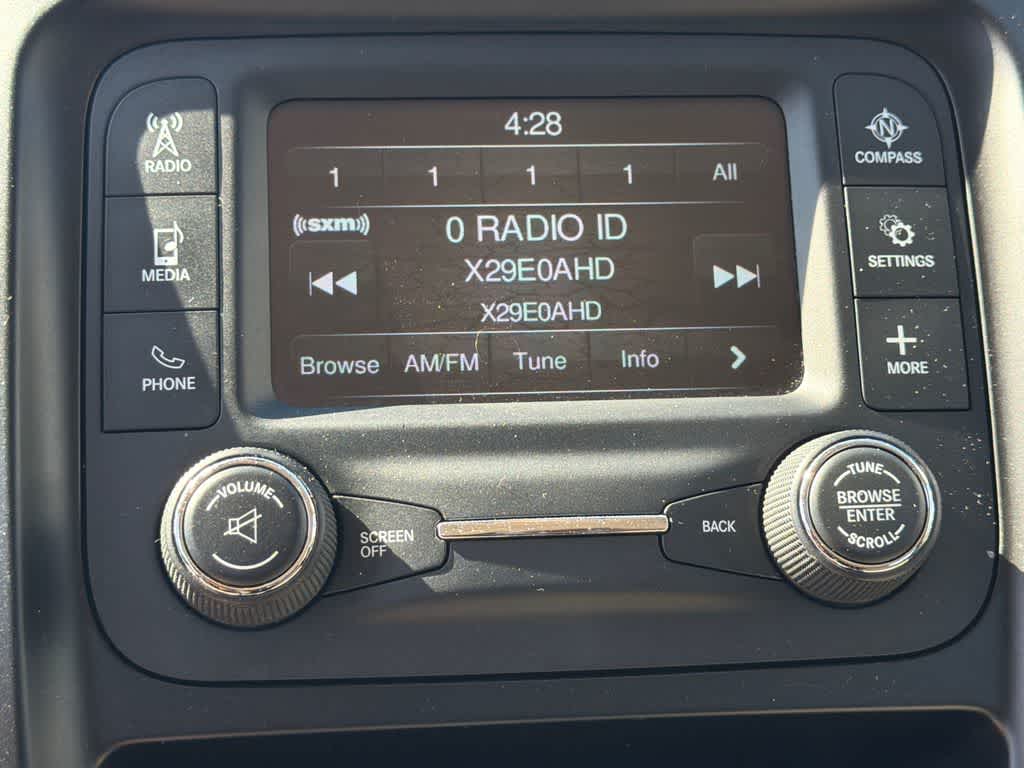 Thumbnail: 2015 Jeep Cherokee - 26