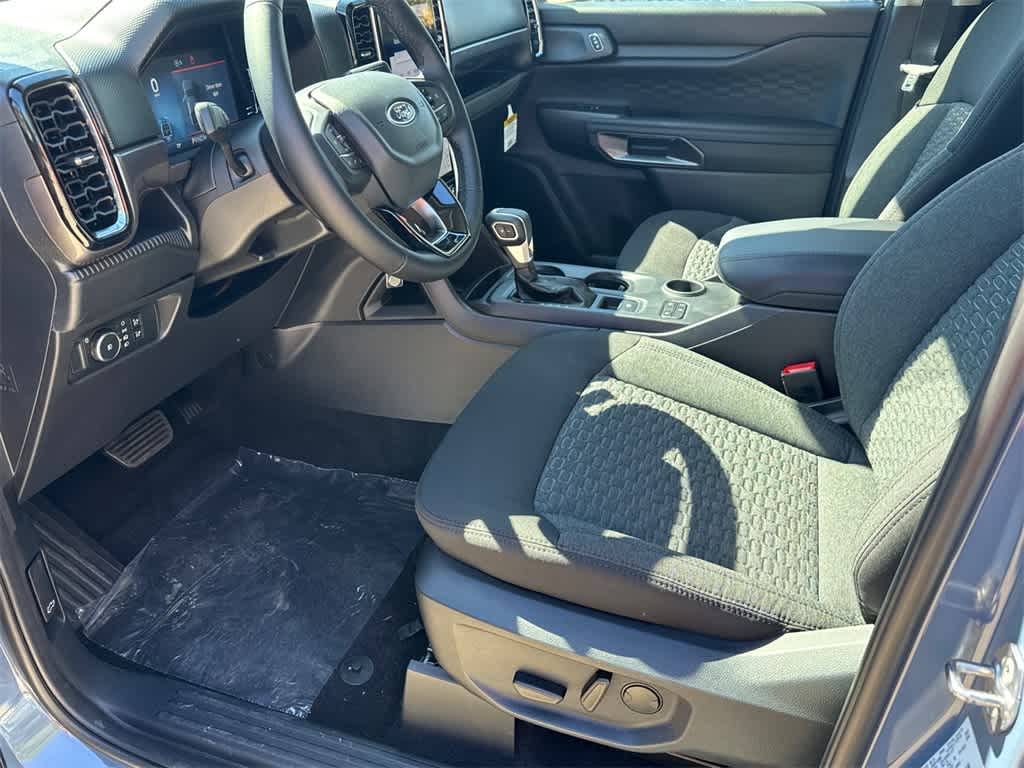 Thumbnail: 2025 Ford Ranger - 10