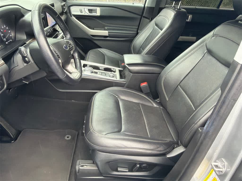 Thumbnail: 2023 Ford Explorer - 10